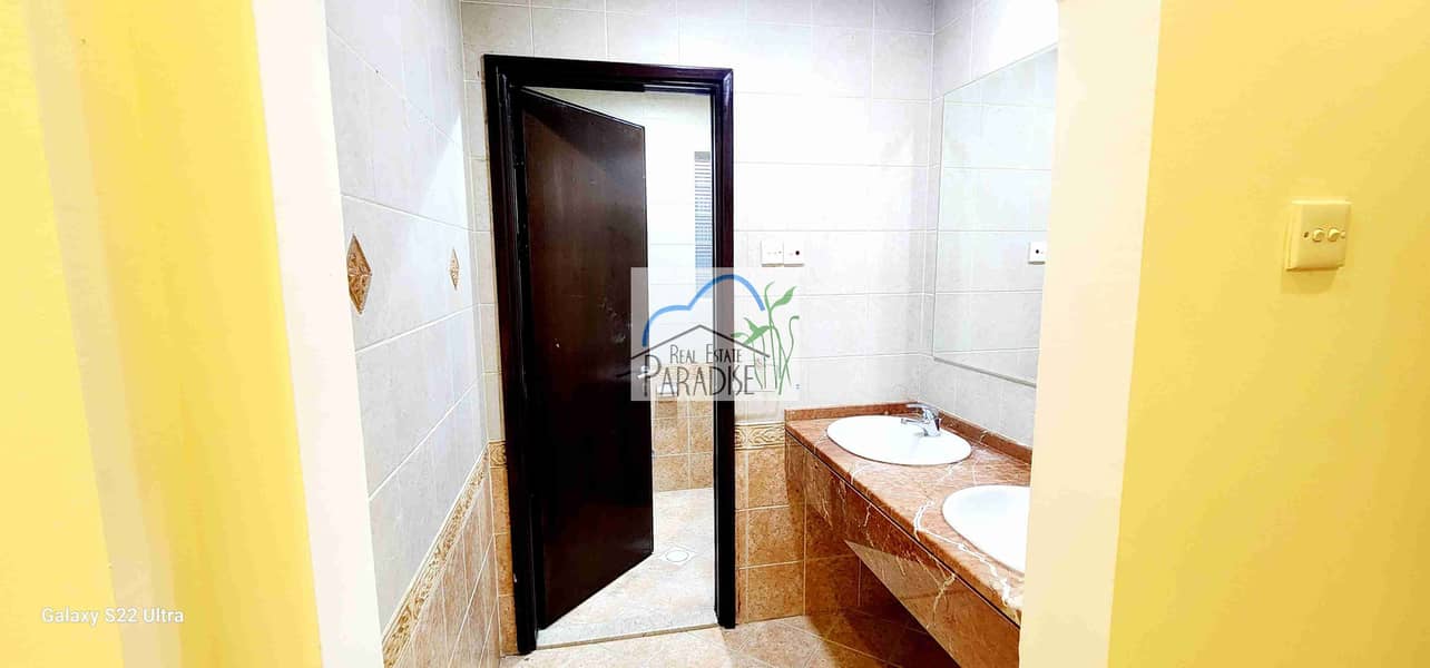 Available semi independent 4 bedroom all master pvt entrance /maid room/laundry room/private garden front /backyard lawn/shared s/pool rent in mirdif - Image 15