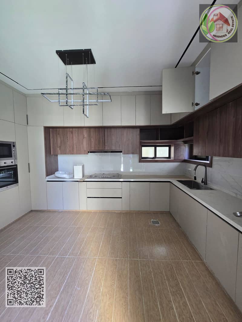 8 56faafaf-1ed5-493d-aad0-faf42764abf0. jpg