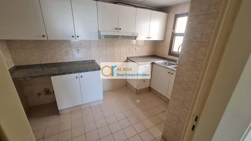 15 bd1dbaf5-26ca-460b-a892-32167ed934bd. jpg