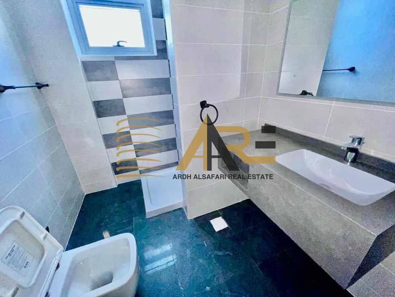 12 6dce588c-aabf-4d41-8dab-c46b0cc9216a. jpg