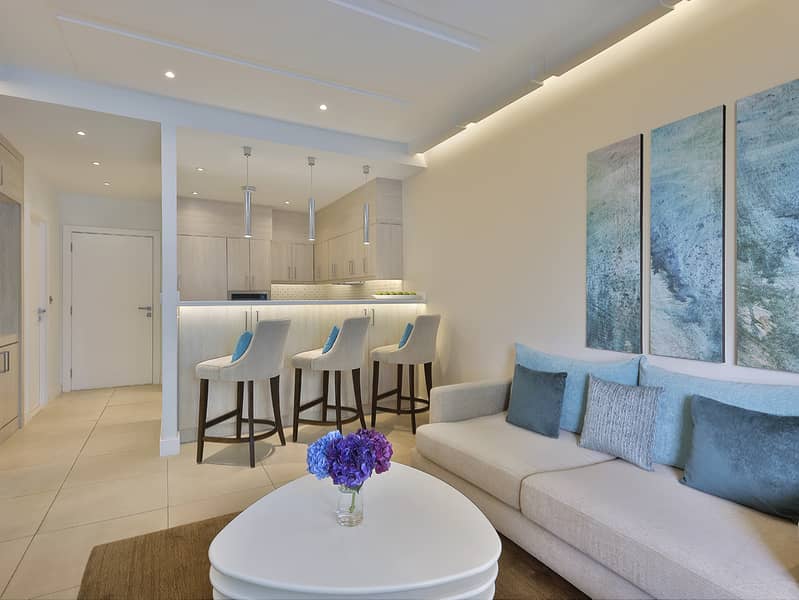 3 NH_Collection_Dubai_The_Palm_One_Bedroom_Apartment_Dining_Area - Copy. jpeg