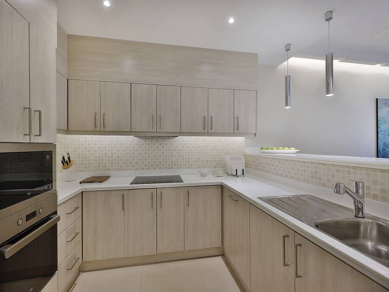 4 NH_Collection_Dubai_The_Palm_One_Bedroom_Apartment_Kitchen. jpeg