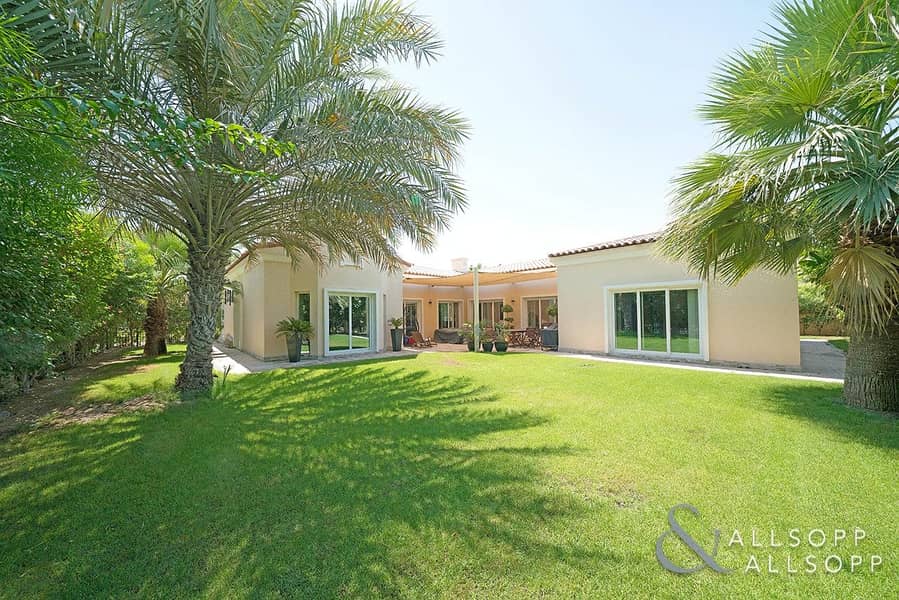 EXCLUSIVE | Corner Plot | Vacant on Transfer<BR/> EXCLUSIVE | Corner Plot | Vacant on Transfer<BR/>