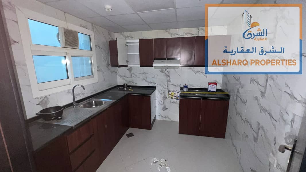 24 fbf9a843-d9e2-4efa-8899-678dca037ead. jpg
