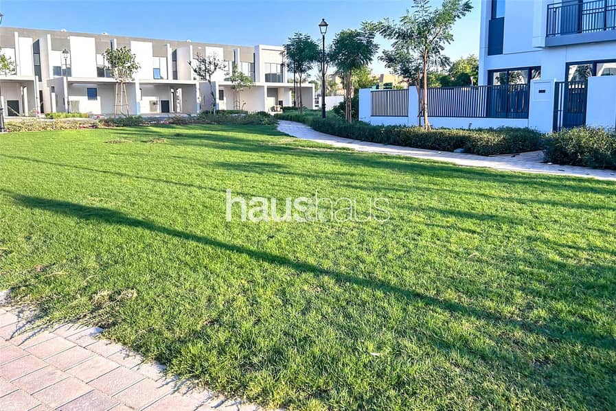 Вилла в Дубайлэнд,Вилланова,Ла Роса,Ла Роса 4, 4 cпальни, 220000 AED - 11395638 Вилла в Дубайлэнд,Вилланова,Ла Роса,Ла Роса 4, 4 cпальни, 220000 AED - 11395638