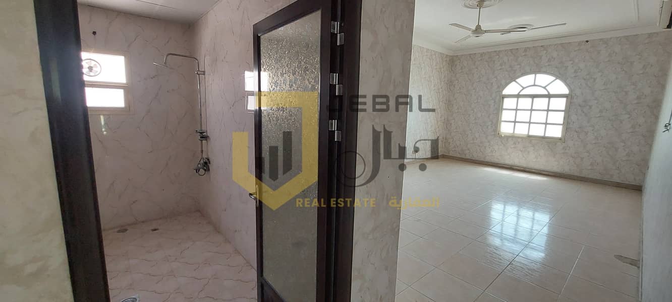 36 صورة واتساب بتاريخ 1446-10-10 في 13.37. 26_b869a464. jpg