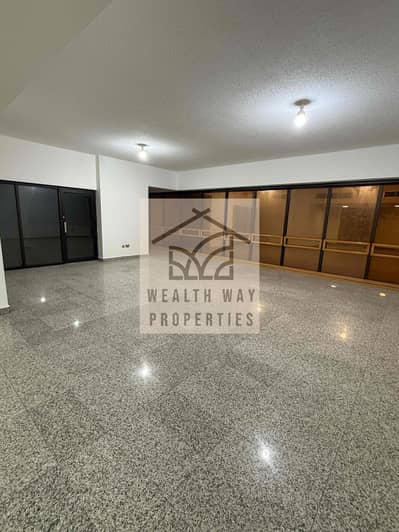 4 Bedroom Flat for Rent in Corniche Road, Abu Dhabi - 317c4a7a-08e0-44b5-82a7-85603ce4f98a. jpg