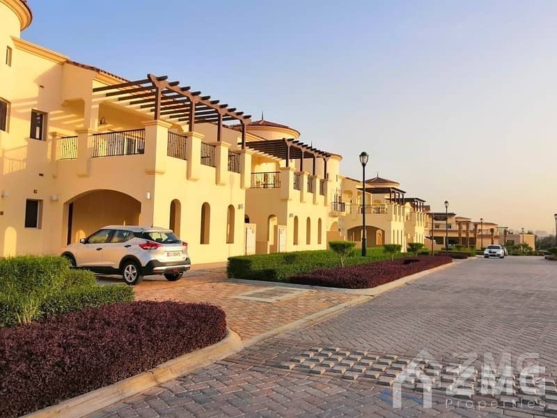 Luxury 4 bed Villa in Jumeirah Golf Estate
