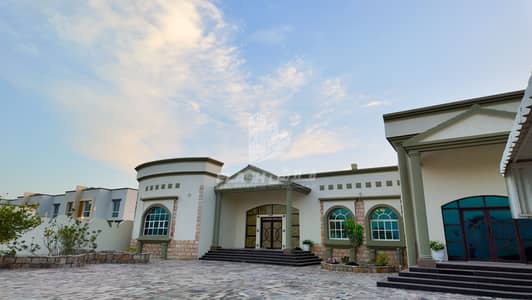فیلا 5 غرف نوم للبيع في سيح القصيدات، رأس الخيمة - DJI_20250415182808_0148_D. jpg