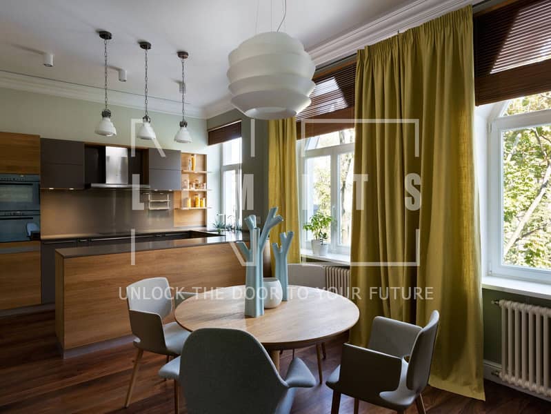 3 An-Elegant-Two-Level-Apartment-Filled-with-Natural-Materials-in-Kiev-Ukraine-by-Lera-Katasonava-12. jpg