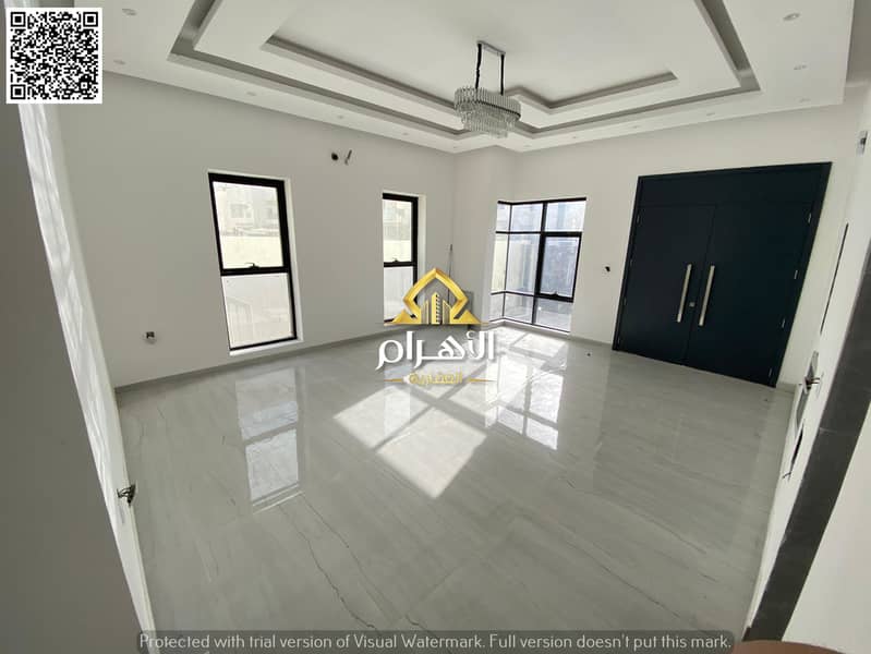 3 d7180bf0-3d31-4632-a8b3-d28076a81151. jpg