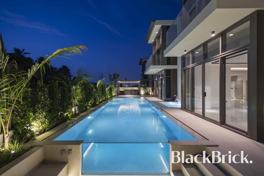 Exceptional Villa | Private pool | Burj view
