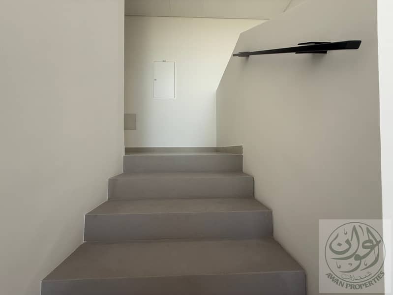 28 Robinia TH320 (24). JPG