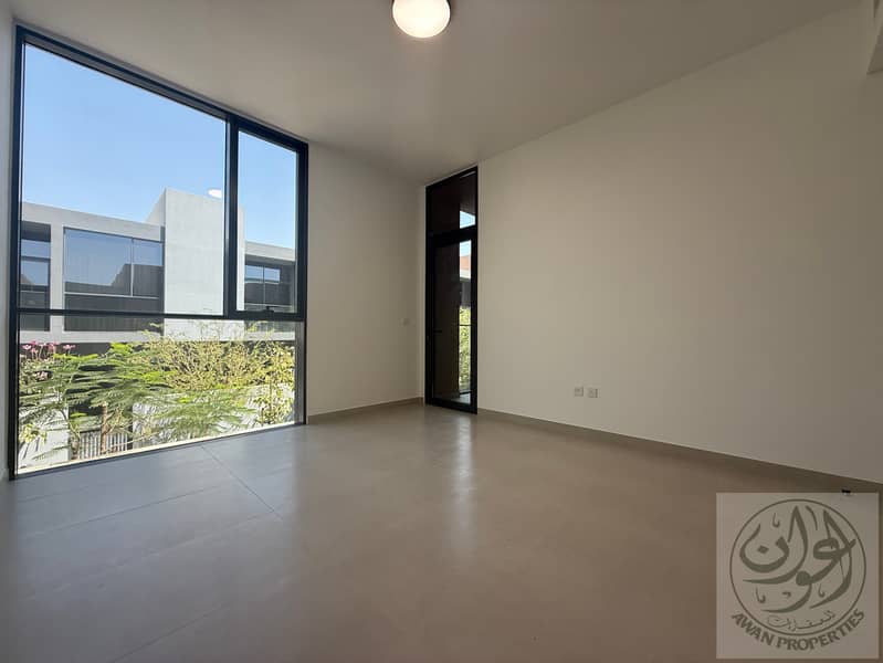 42 Robinia TH320 (38). JPG