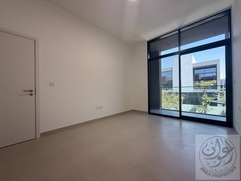 44 Robinia TH320 (40). JPG