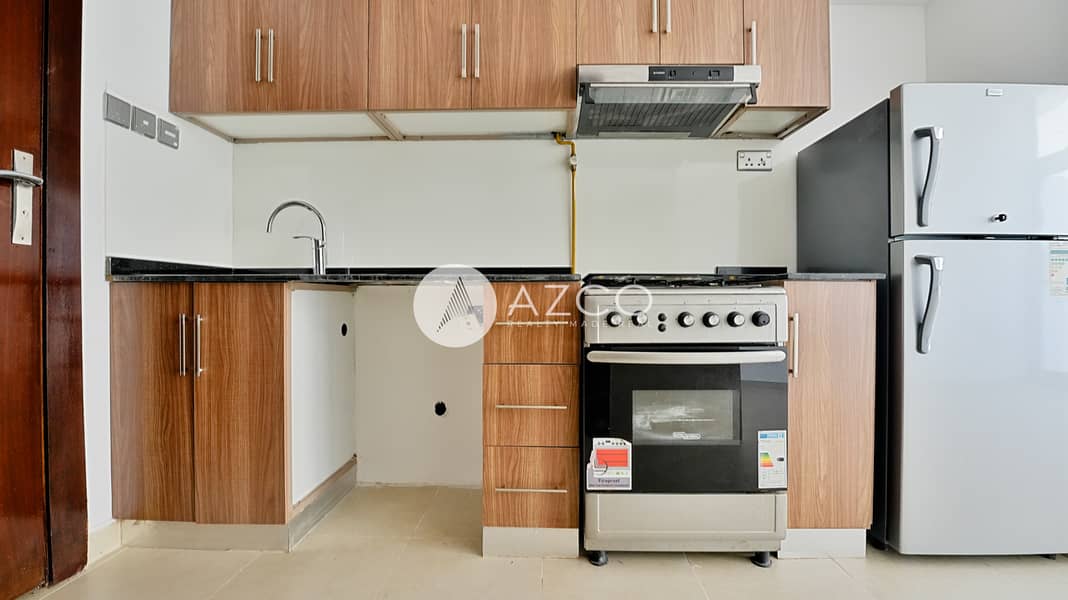 6 AZCO REAL ESTATE-2. jpg