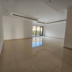 فیلا في البرشاء 1،البرشاء 4 غرف 280000 درهم - 11405940