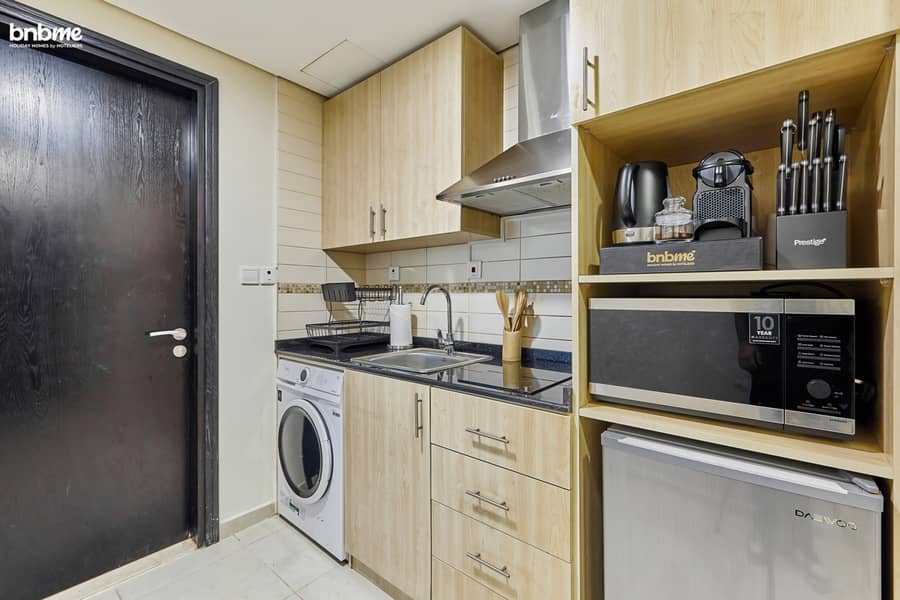 ready-to-move-in-all-bills-included-3-000-tv-channels-bayut