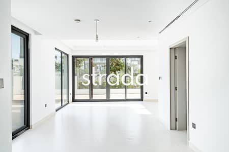 4 Bedroom Villa for Rent in Tilal Al Ghaf, Dubai - Single row | Kitchen appliances | Upgrades