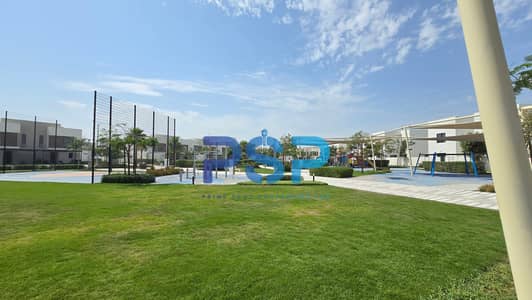 2 Cпальни Таунхаус Продажа в Яс Айленд, Абу-Даби - Community Center 1. jpg