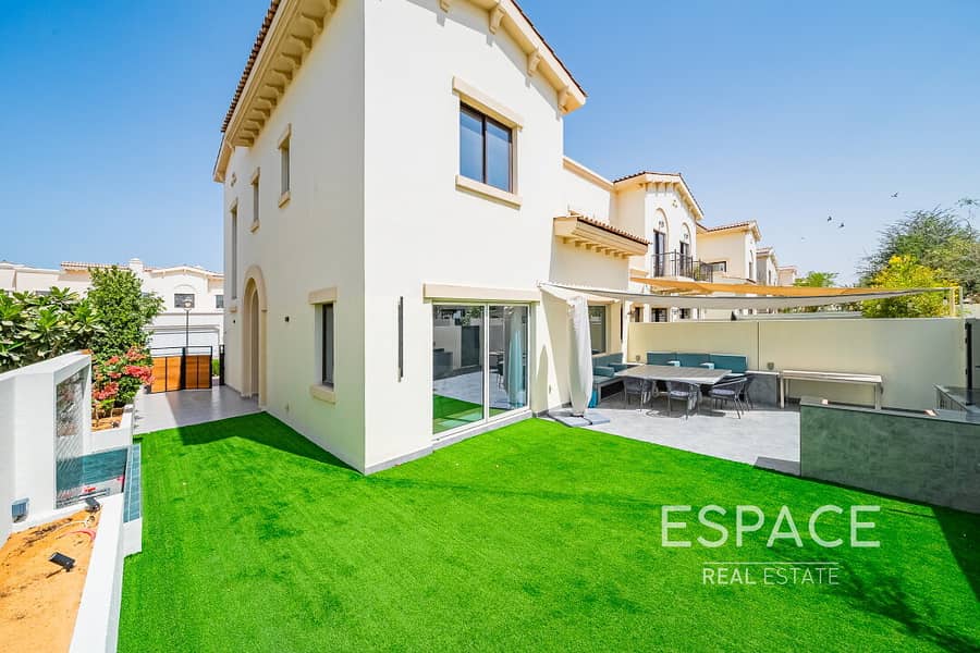 Upgraded | Same Day Viewings | Huge Plot Upgraded | Same Day Viewings | Huge Plot