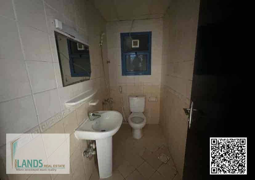 4 2501abdb-fc5e-456f-bb77-d6182bbe11ac. jpg