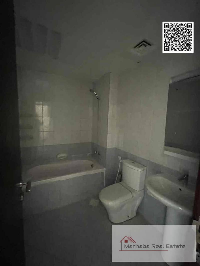 6 ac6b04c9-a855-42c5-89b3-a68002ec301d. jpg