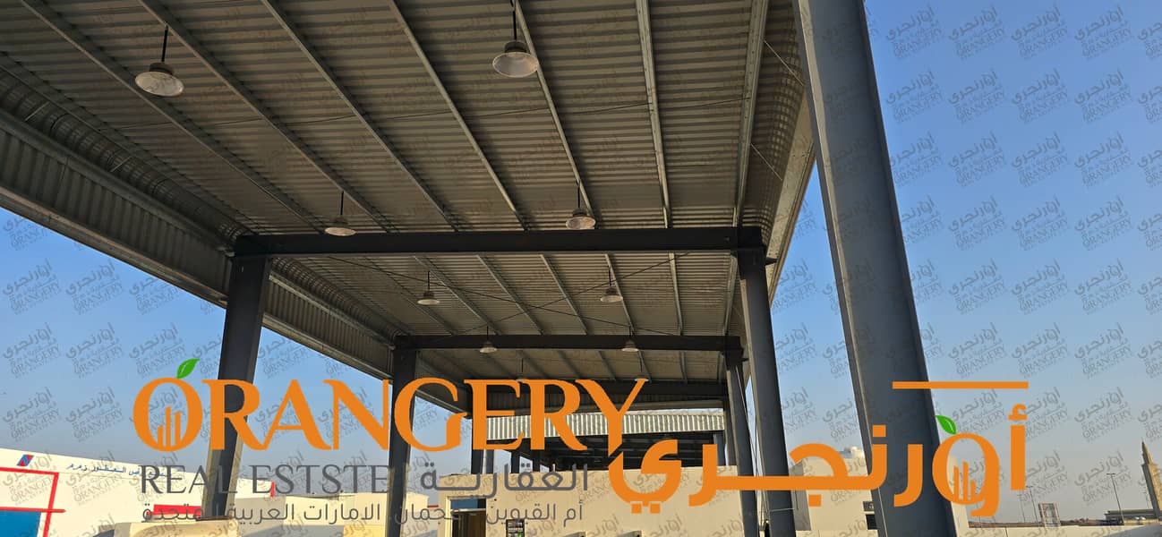 16 ORANGERY_YARD_14. png