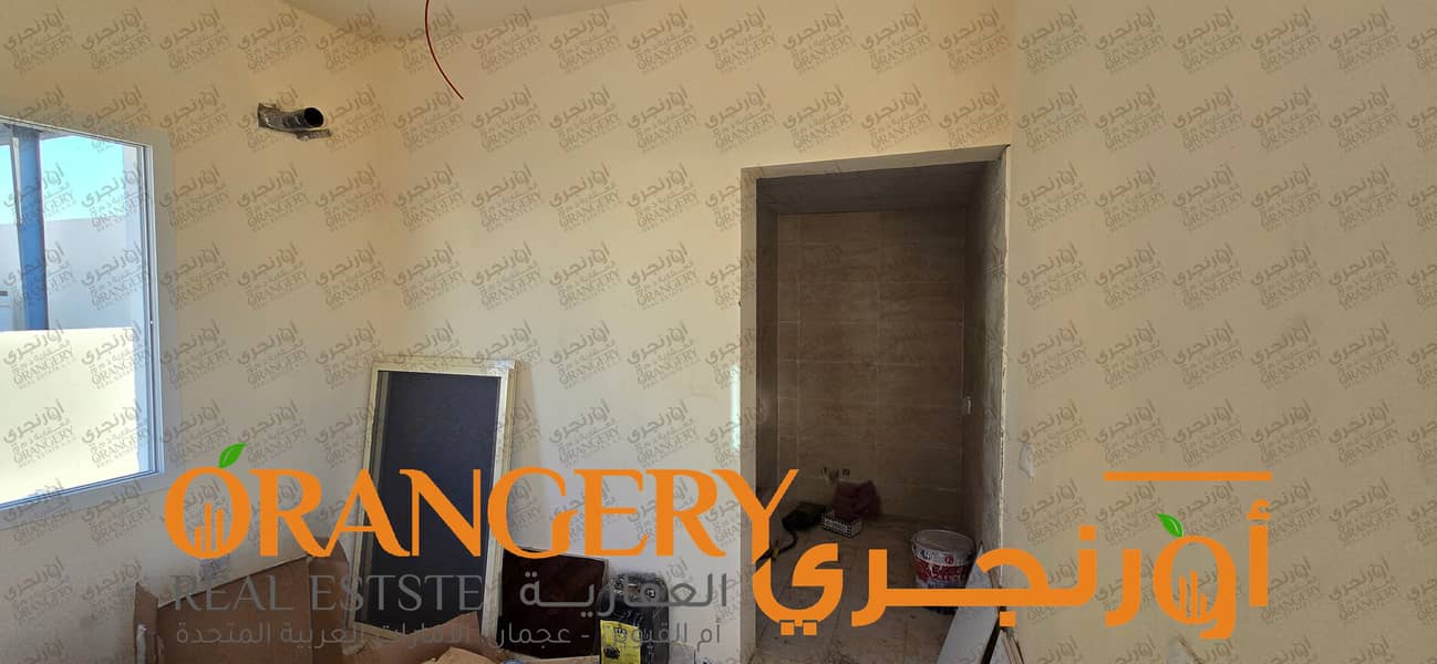 18 ORANGERY_YARD_18. png