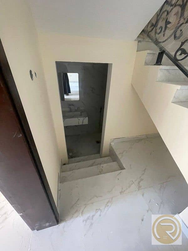 6 1000122239. jpg