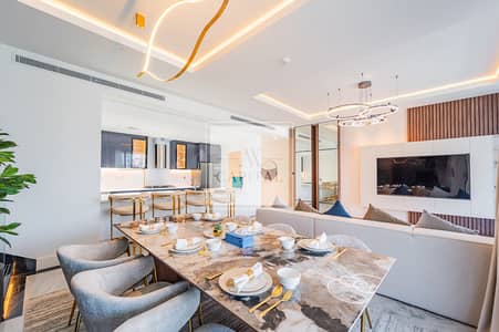 2 Bedroom Flat for Sale in Business Bay, Dubai - High Floor | Burj Khalifa | Canal View | Jacuzzi