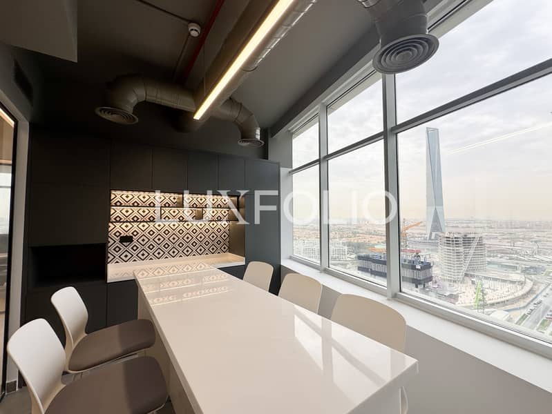 Exclusive | Brand new | Furnished | High floor Exclusive | Brand new | Furnished | High floor