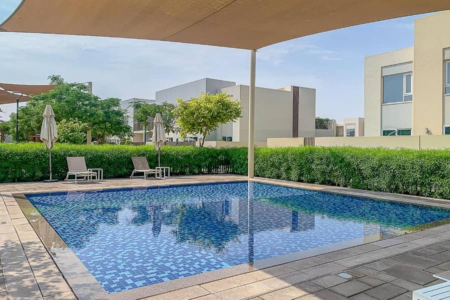 19 pool urbana. jpg