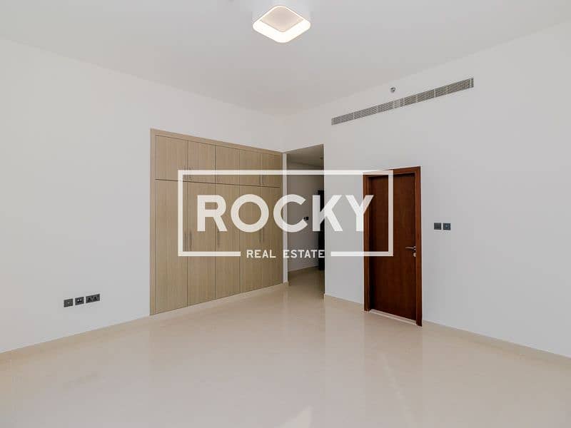 8 Rocky Real Estate - Al Rigga - Al Marfa Tower - Apartment (12 of 26). JPG
