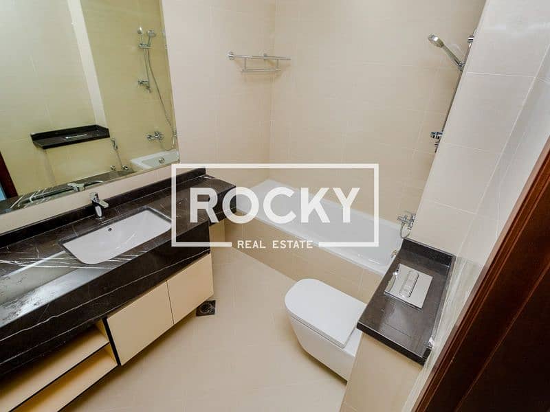 9 Rocky Real Estate - Al Rigga - Al Marfa Tower - Apartment (15 of 26). JPG