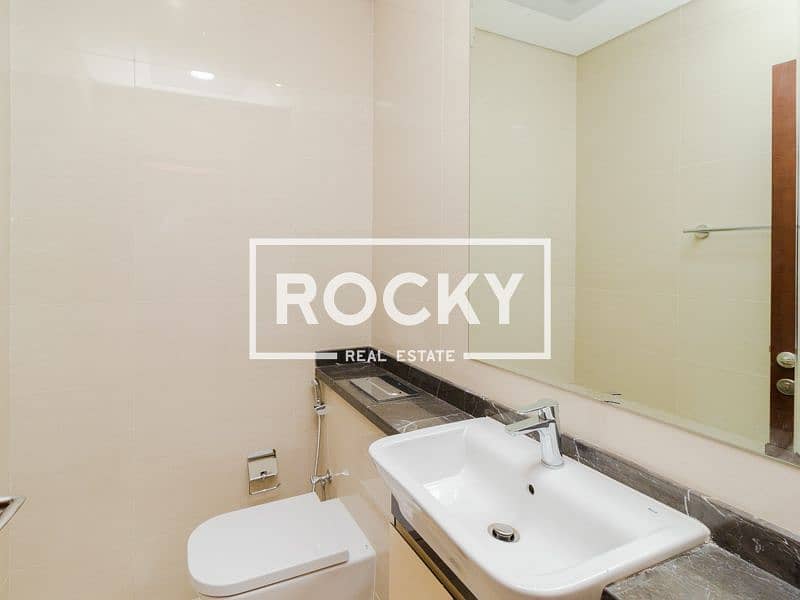 10 Rocky Real Estate - Al Rigga - Al Marfa Tower - Apartment (1 of 26). JPG