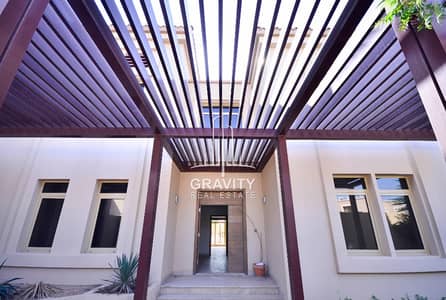 Lowest Price! Own this 5BR w/ private pool Lowest Price! Own this 5BR w/ private pool
