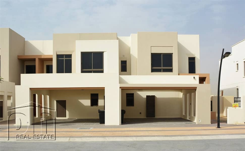 Beautiful 3 BR | Town Square | Available August Beautiful 3 BR | Town Square | Available August