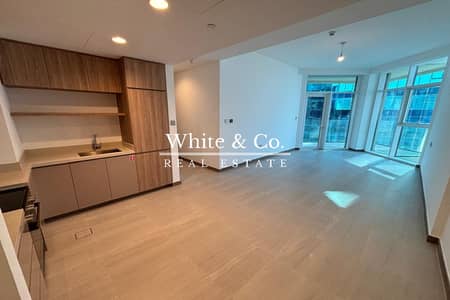 2 Bedroom Flat for Rent in Business Bay, Dubai - Mid Floor | Best Layout | Close to Metro