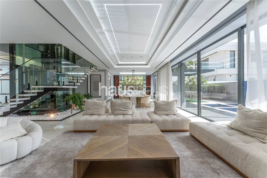 One of a Kind | Luxury, Corner | 8,800 sq. ft BUA One of a Kind | Luxury, Corner | 8,800 sq. ft BUA