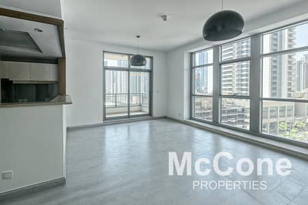 1 Bedroom Flat for Rent in Downtown Dubai, Dubai - Spacious Unit With Study| Prime Location