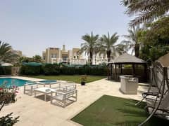 UPGRADED LARGE 5 BED WITH PVT SWIMMING POOL