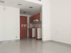 Cozy Studio | Good Amenities | Balcony And Parking