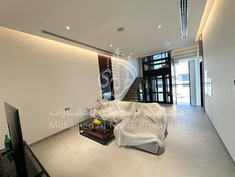 9 aeb39b55-8096-4286-9a72-5aa97299acef. jpg