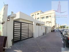 للبيع بامارة عجمان النعيميه 2 - بيت شعبي بموقع مميز قريب من شارع الكويت - دخل جيد