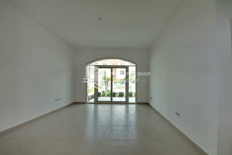 2 1-bedroom-abu-dhabi-al-ghadeer-terrace-apartment-living-area. JPG