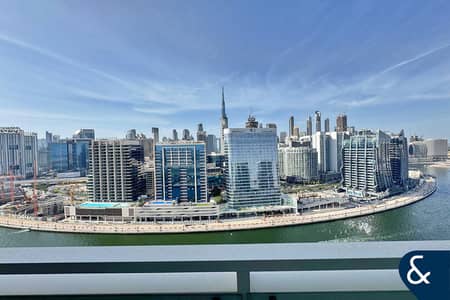 2 Bedroom Flat for Sale in Business Bay, Dubai - Full Canal Views | Vacant | 2 Bedrooms