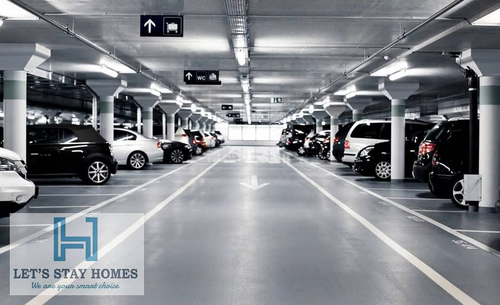 18 hotel-parking1. jpg
