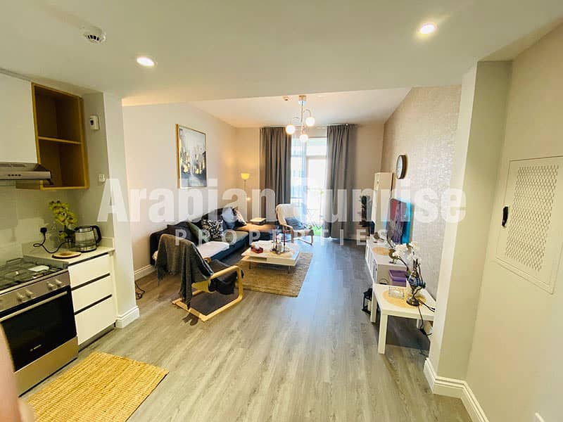 4 Reflection-1107-1BR-Living. jpg