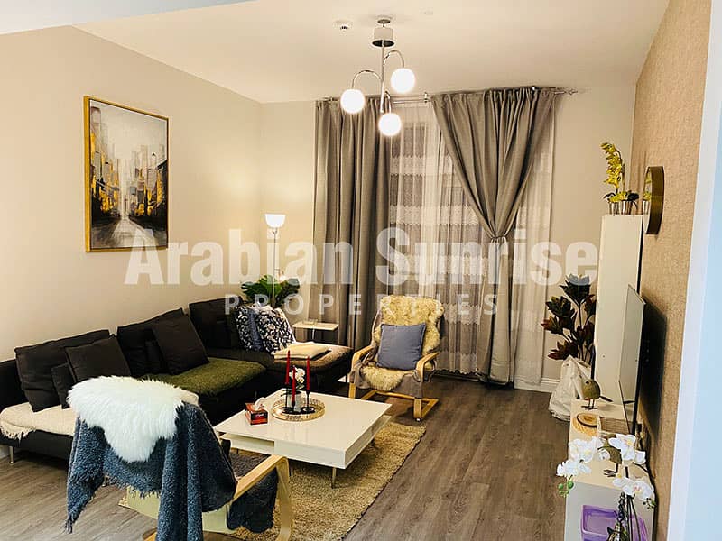 9 Reflection-B-1107-1BR-Living-4. jpg